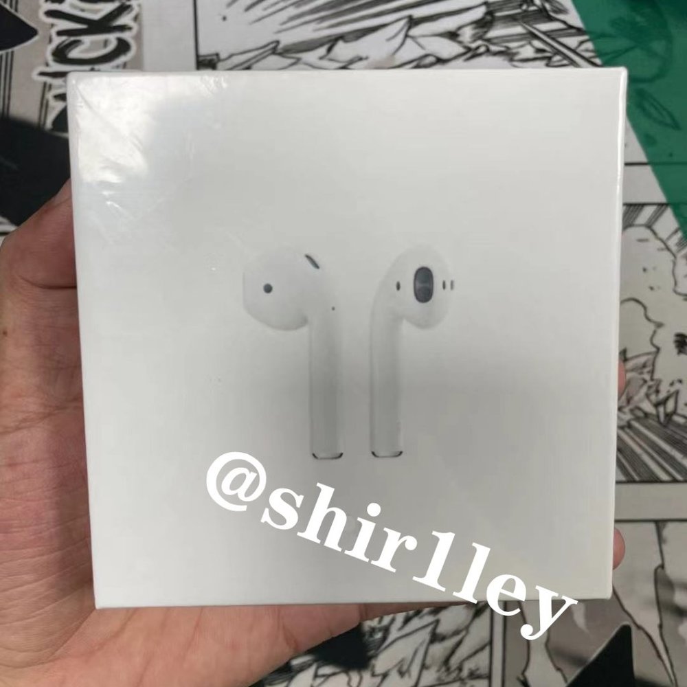 Brand New Apple AirPods - Never used